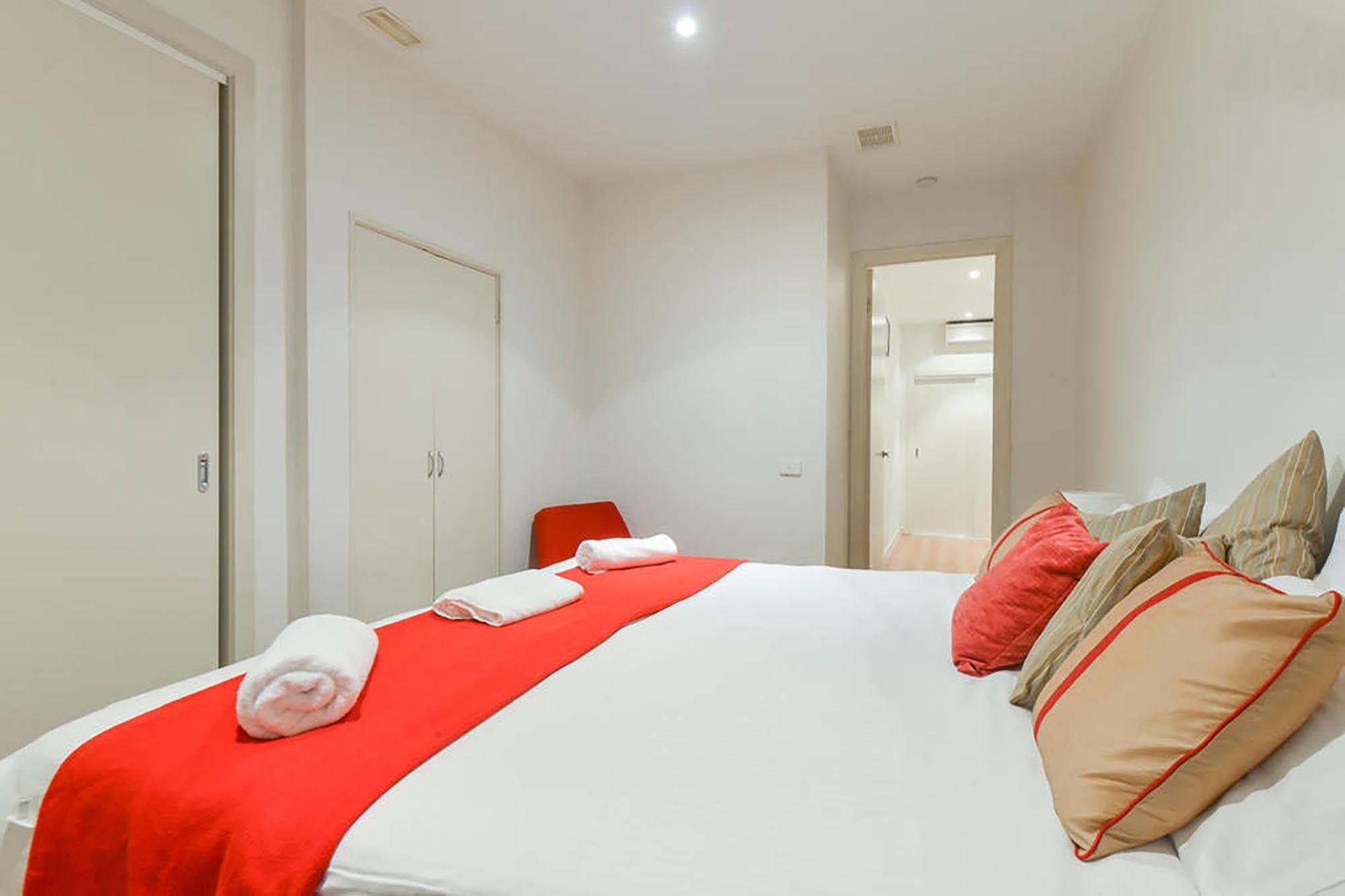 Anchor On Collins Apartment Melbourne Exterior photo